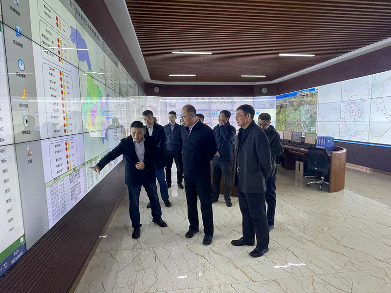 哈尔滨市政协党组书记、主席孙珅到金字招牌诚信至上今年会调研指导